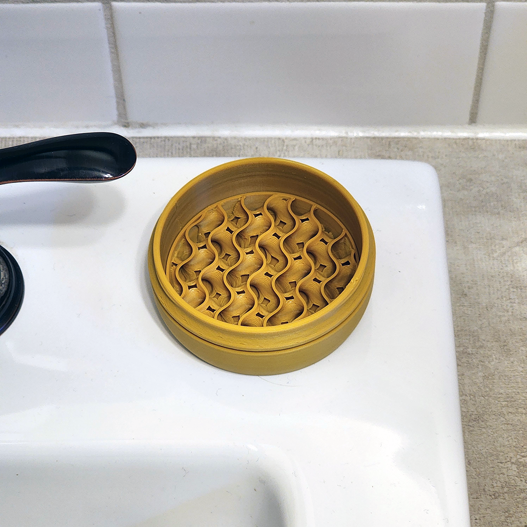 The Rogerie - Travel Soap Case (Single Round)