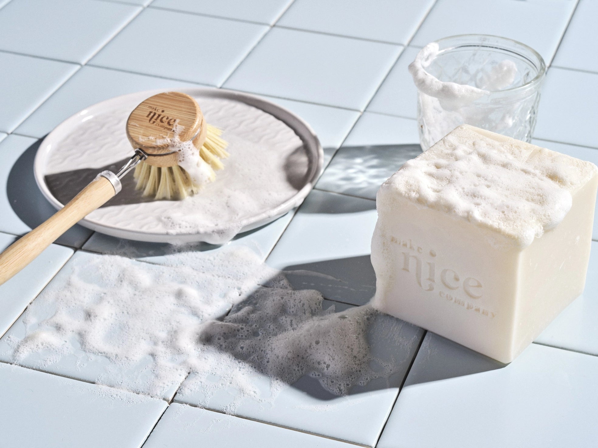 Make Nice Dish Brush
