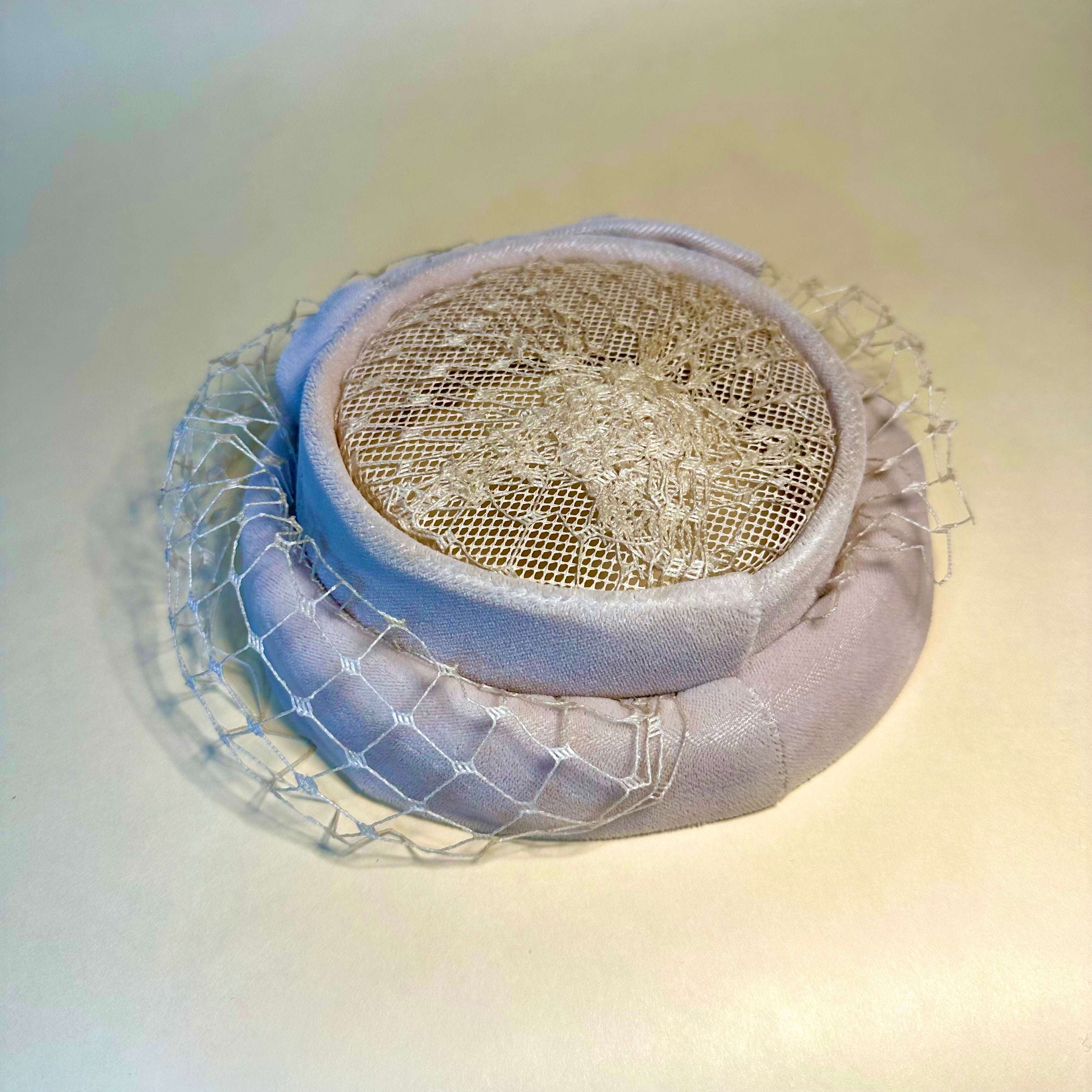 1950s Violet Bird Cage Velvet Spring Hat with Net