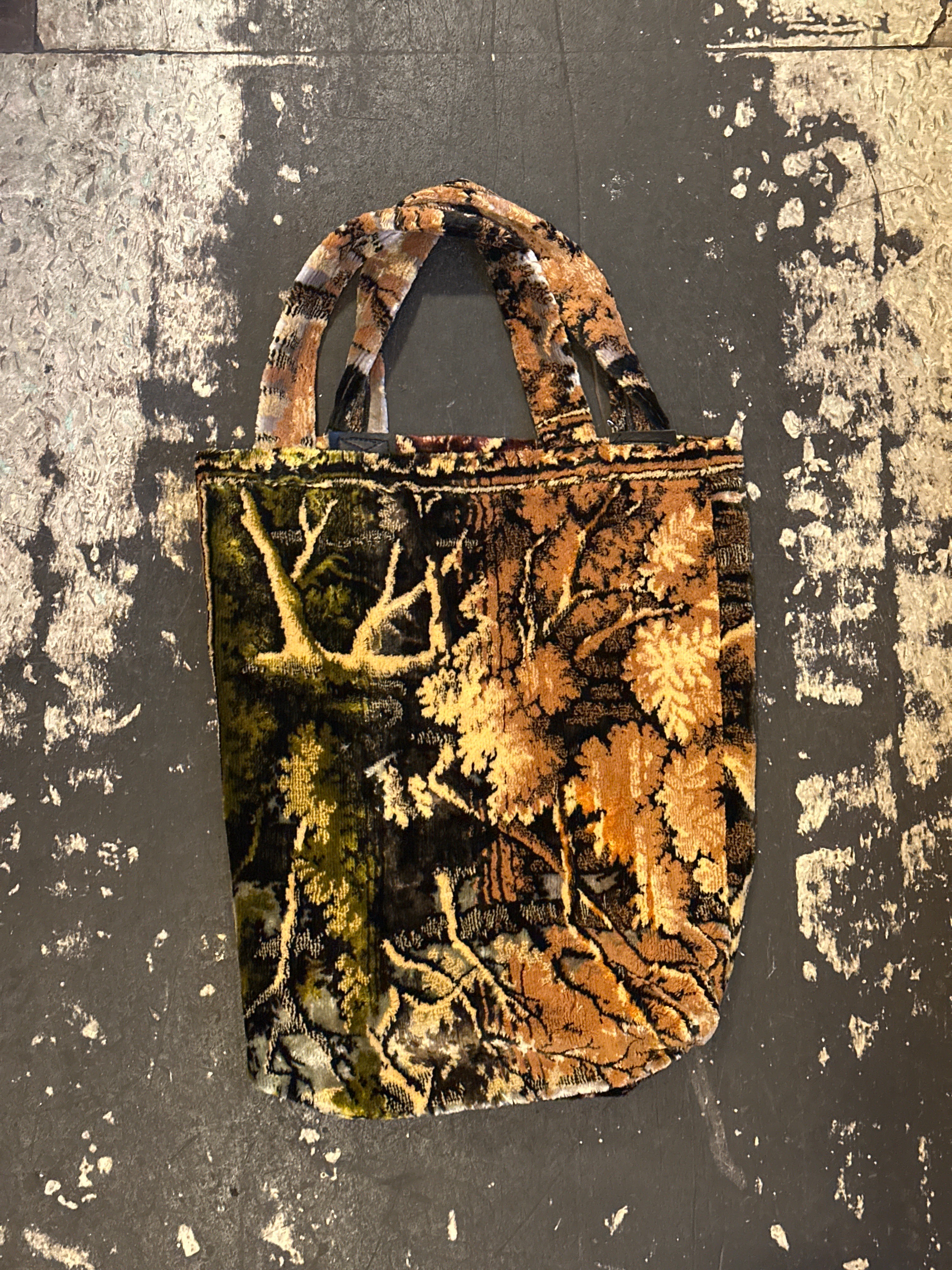 Vintage Wall Rug Bag