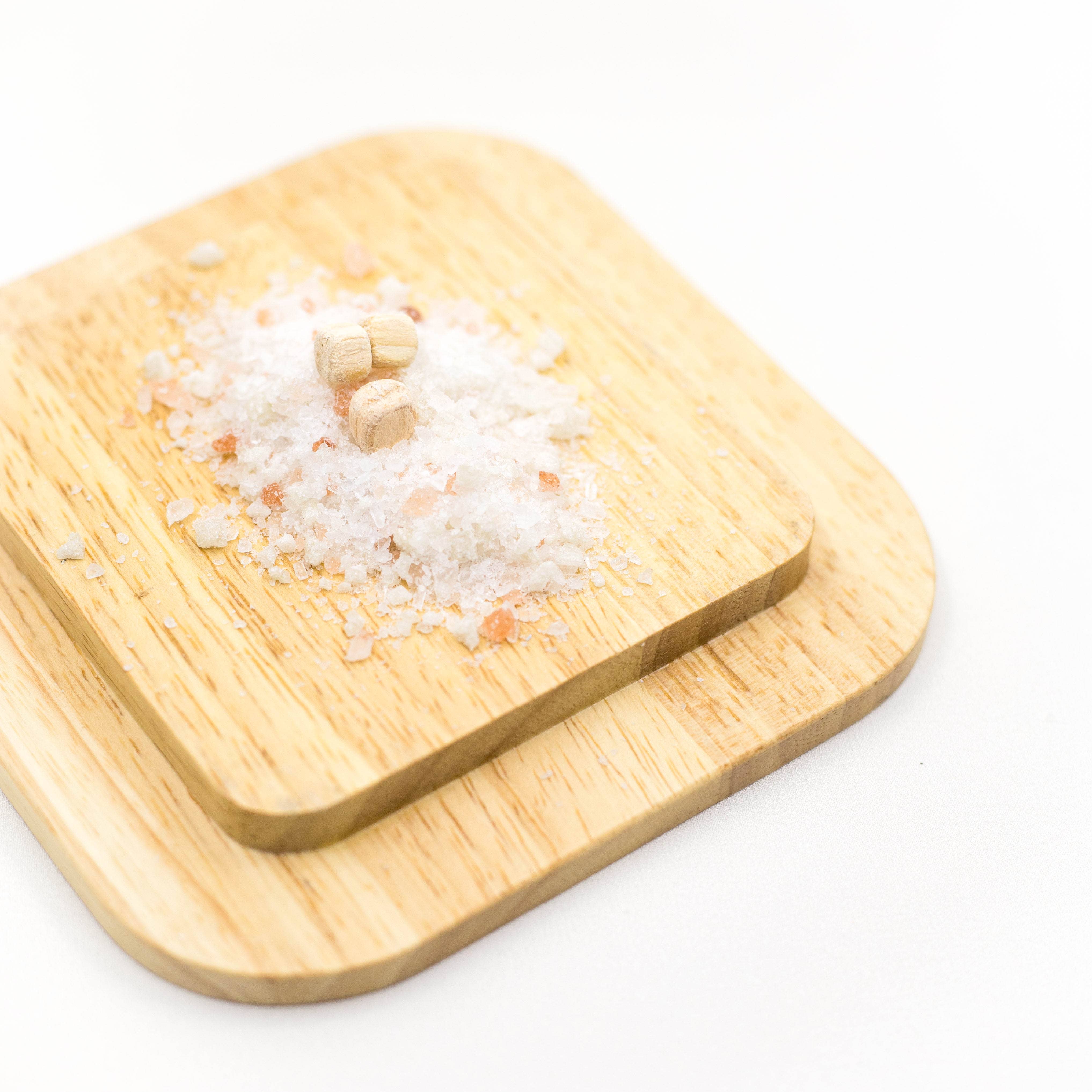 Hinoki Himalayan Pink Bath Salts (8 oz) - Beauty Secrets of Japan