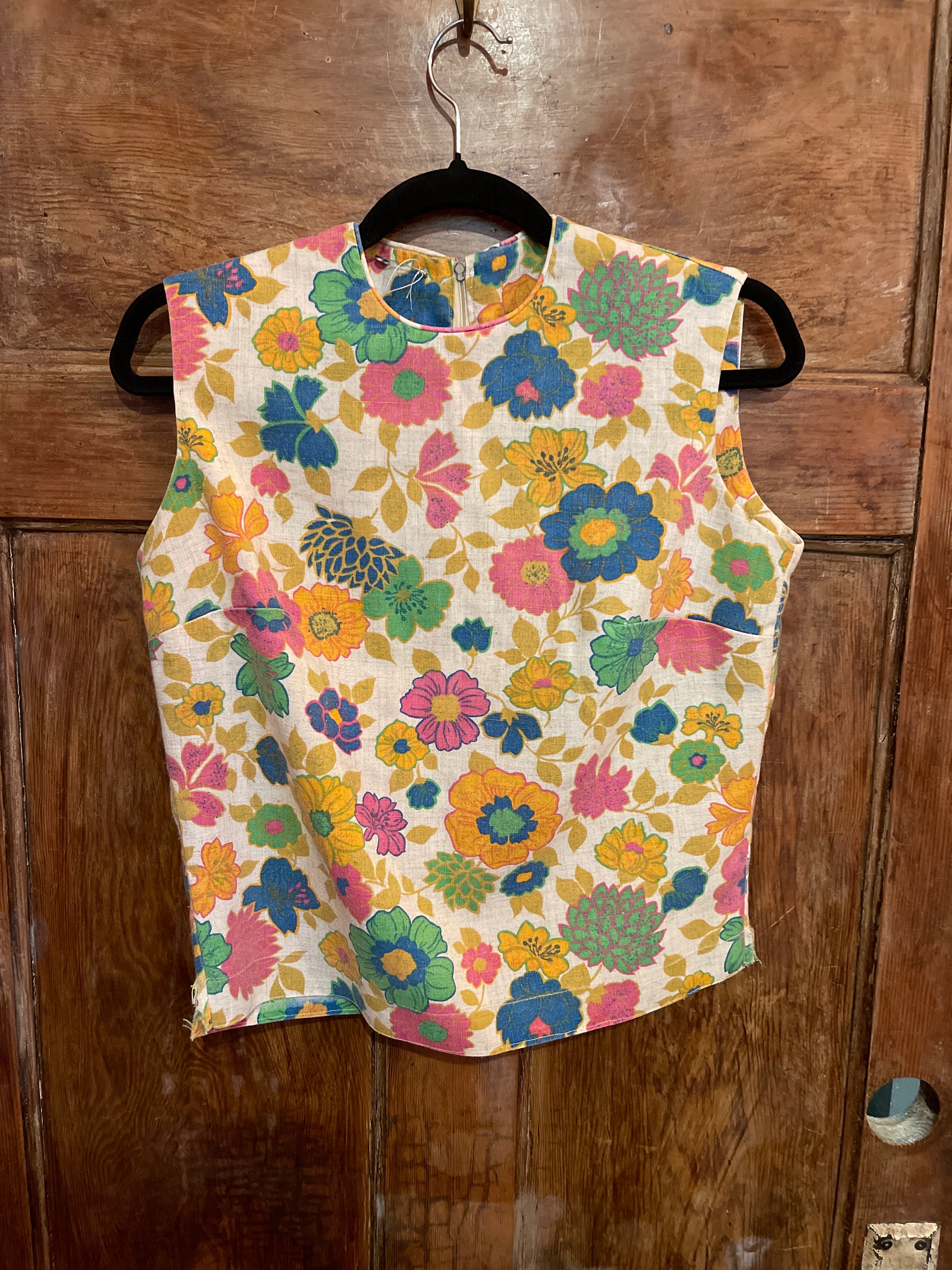 Floral Sleeveless Linen Top