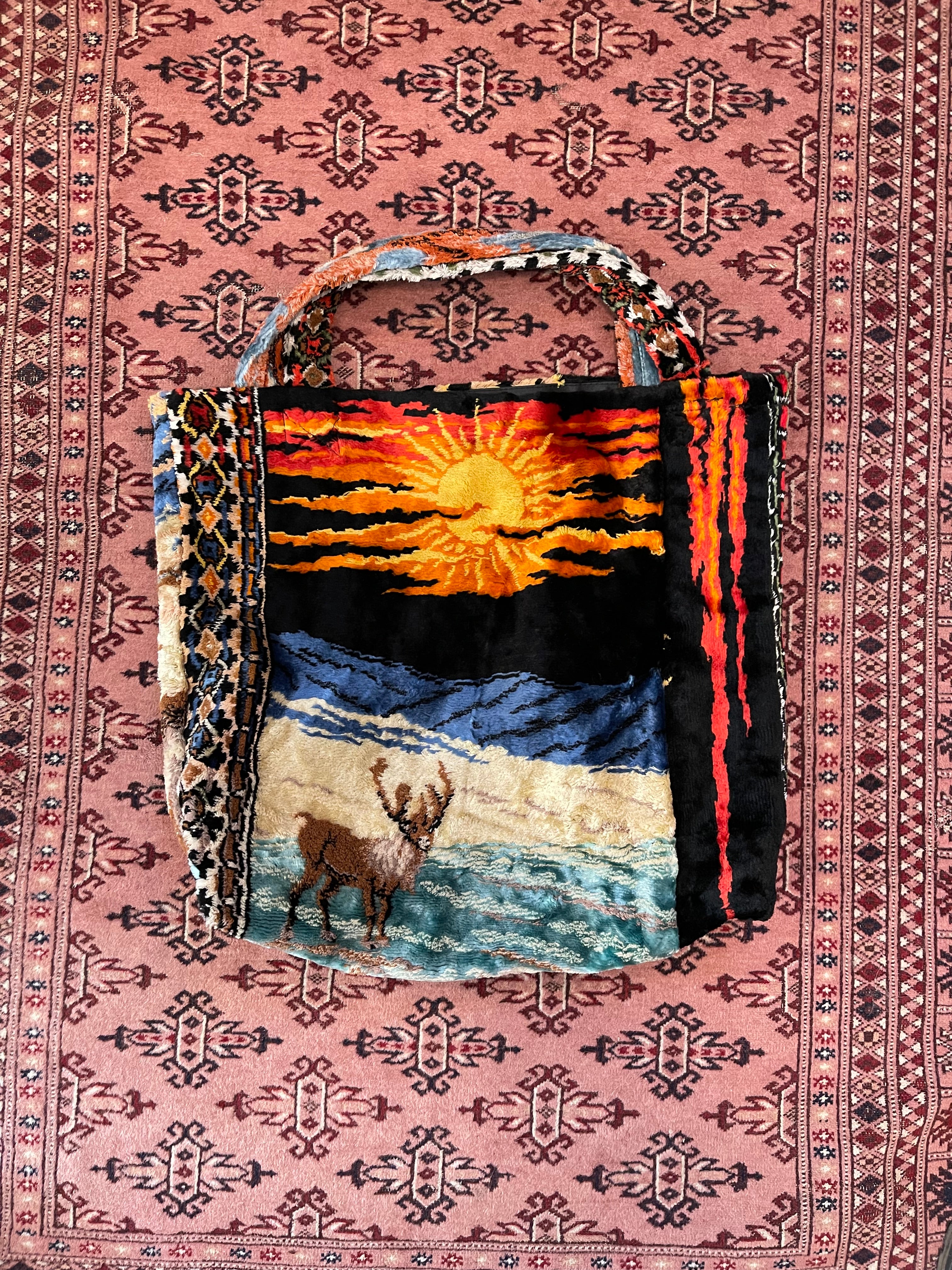 Vintage Wall Rug Bag