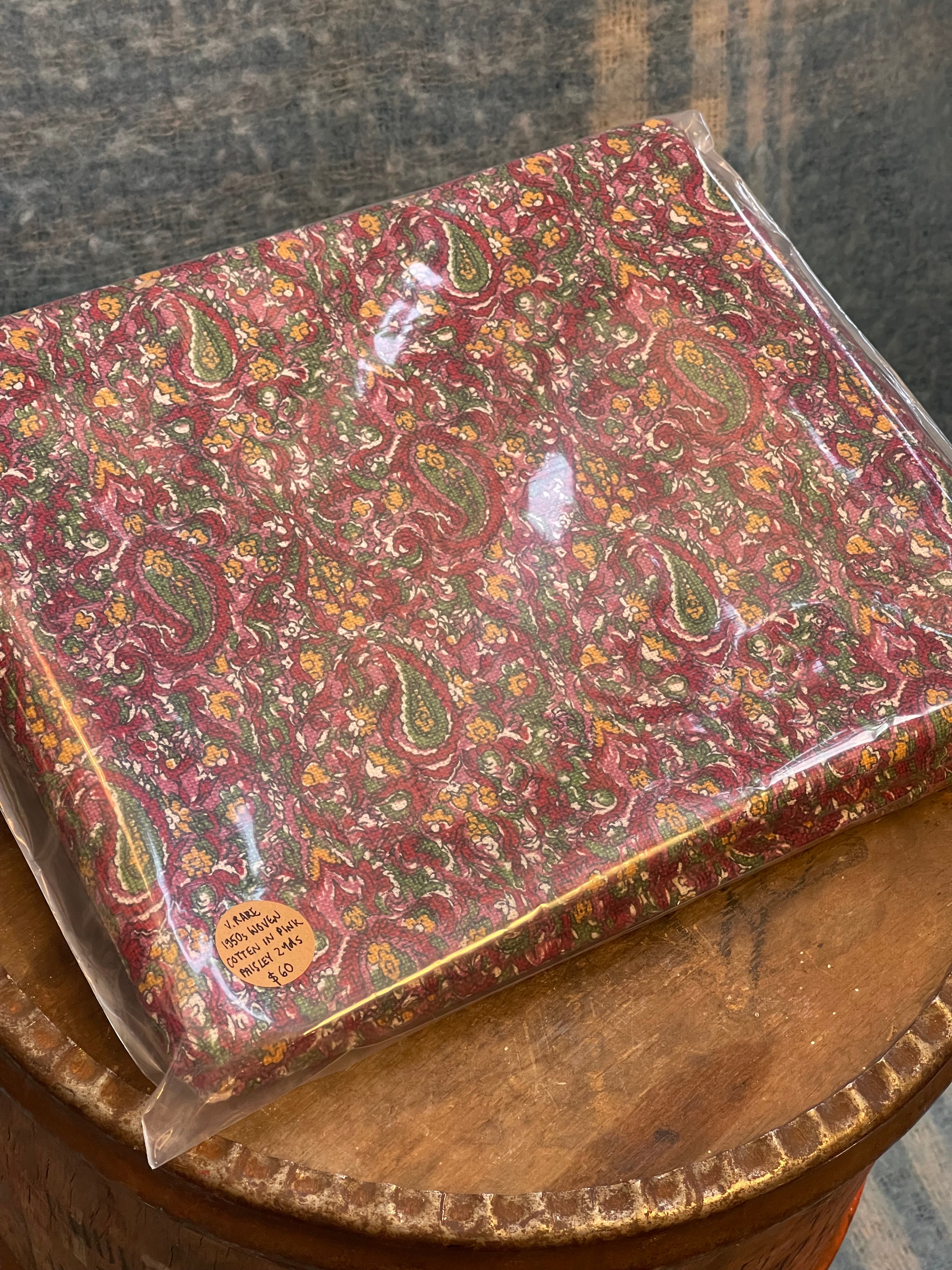 Vintage Fabric - V. Rare 1950s Woven Cotton Paisley